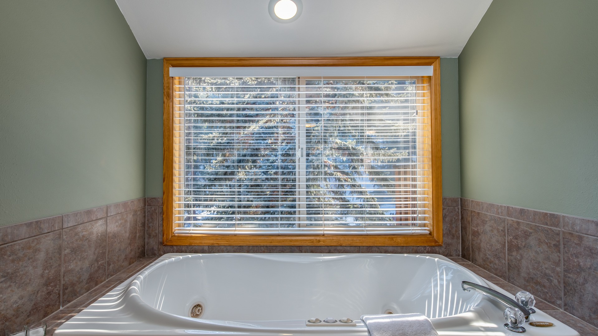 Riverview Suite 2-Story